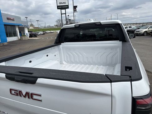 New 2026 GMC Sierra EV Elevation AWD/4WD image 8