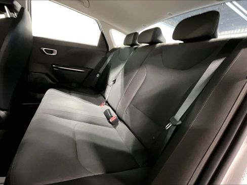 Used 2026 Kia K4 FWD image 17