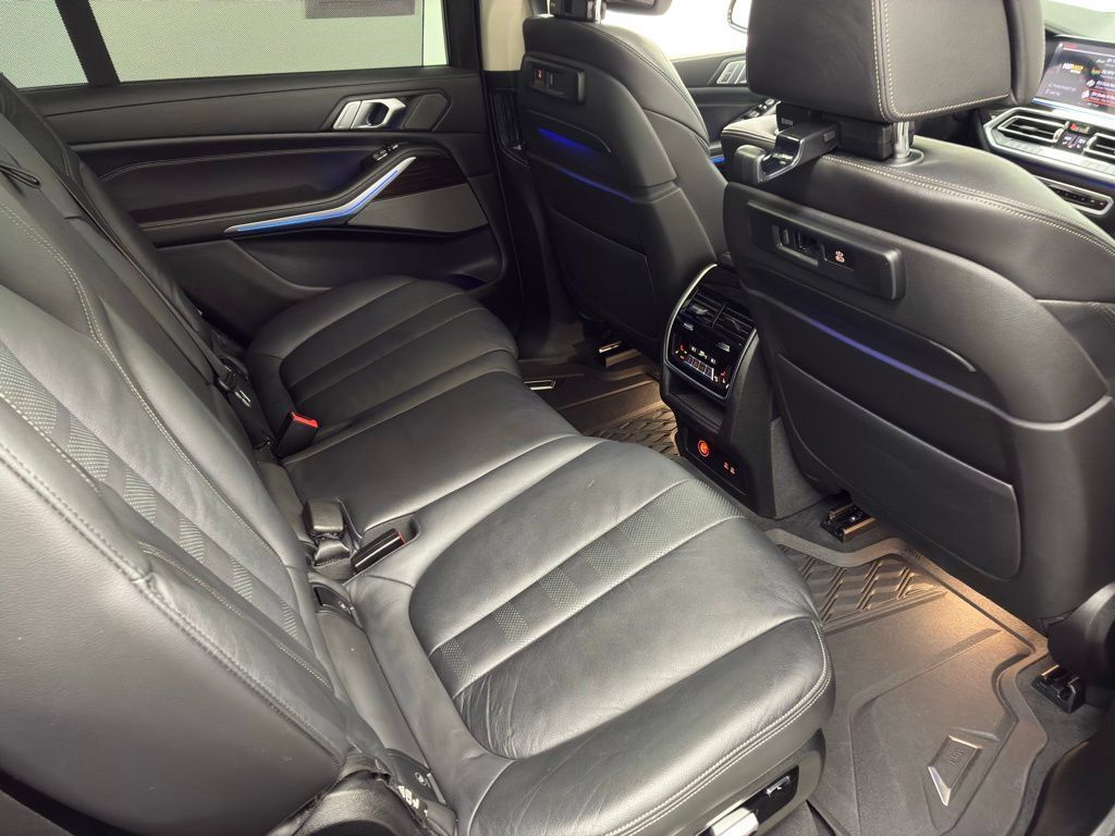 Used 2019 BMW X7 xDrive50i w/ Premium Package AWD/4WD image 55