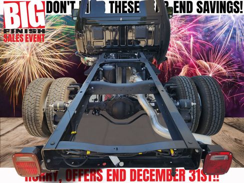 New 2025 RAM 3500 Tradesman image 23