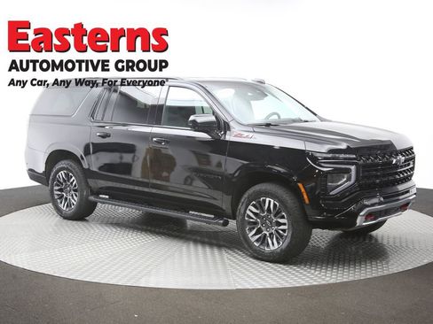 Used 2025 Chevrolet Suburban Z71 AWD/4WD image 51