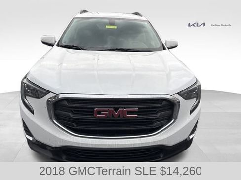 Used 2018 GMC Terrain SLE w/ Driver Convenience Package image 3
