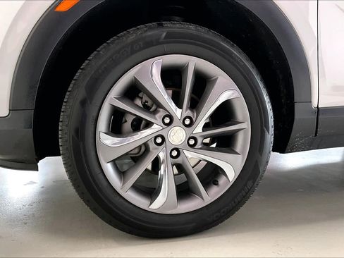 Used 2022 Buick Encore GX Essence w/ Experience Buick Package image 8