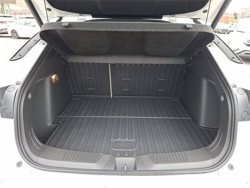 Used 2024 Buick Envista Avenir image 27