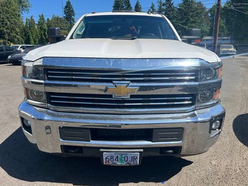 Used 2015 Chevrolet Silverado 3500 LT AWD/4WD image 3