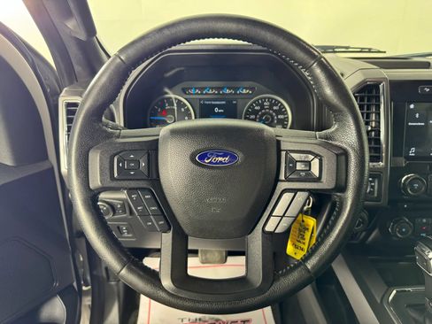 Used 2016 Ford F150 XLT w/ Equipment Group 302A Luxury AWD/4WD image 13