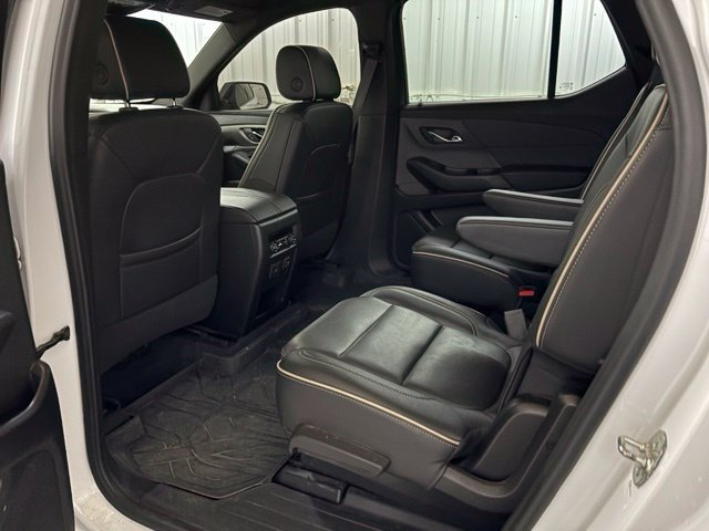 Used 2023 Chevrolet Traverse Premier w/ Redline Edition AWD/4WD image 24