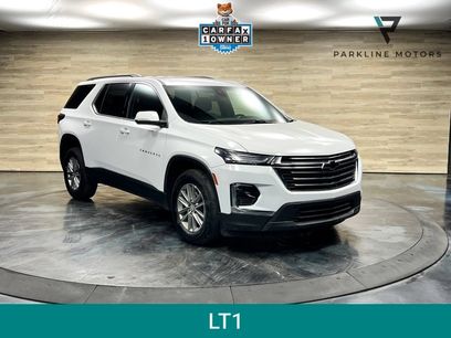 Used 2023 Chevrolet Traverse LT