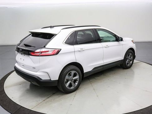 Certified 2022 Ford Edge SEL w/ Sport Appearance Package image 4