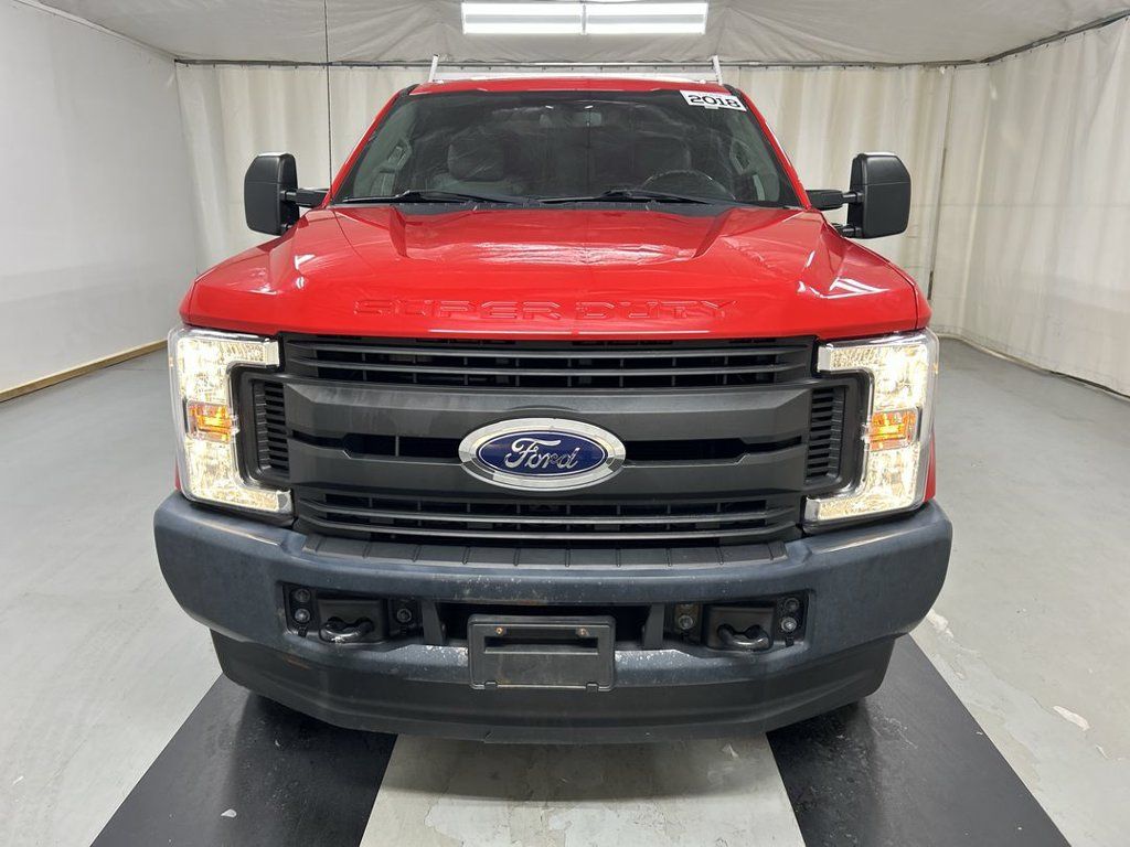 Used 2018 Ford F250 XL AWD/4WD image 3