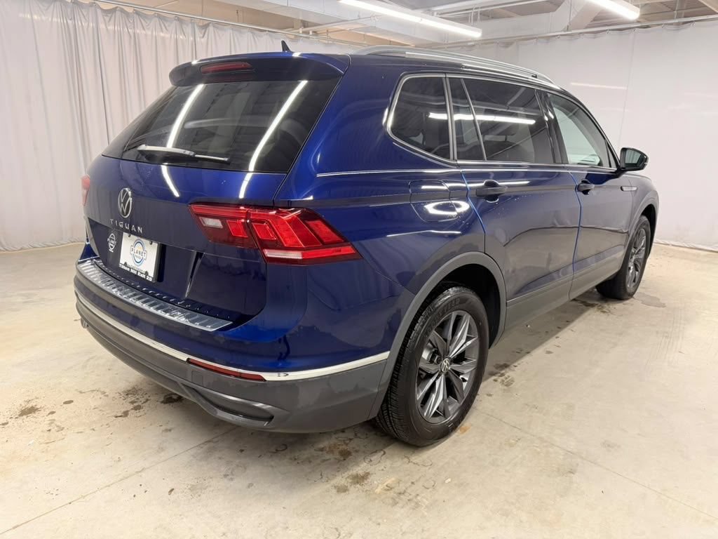 Used 2023 Volkswagen Tiguan SE FWD image 14