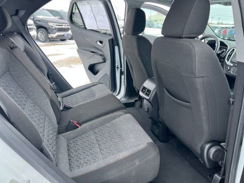 Used 2024 Chevrolet Equinox LT image 16