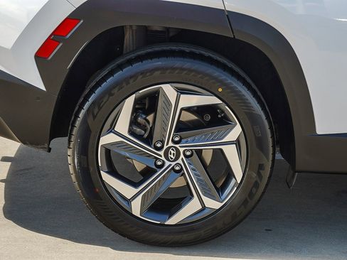 Used 2022 Hyundai Tucson Limited AWD/4WD image 12