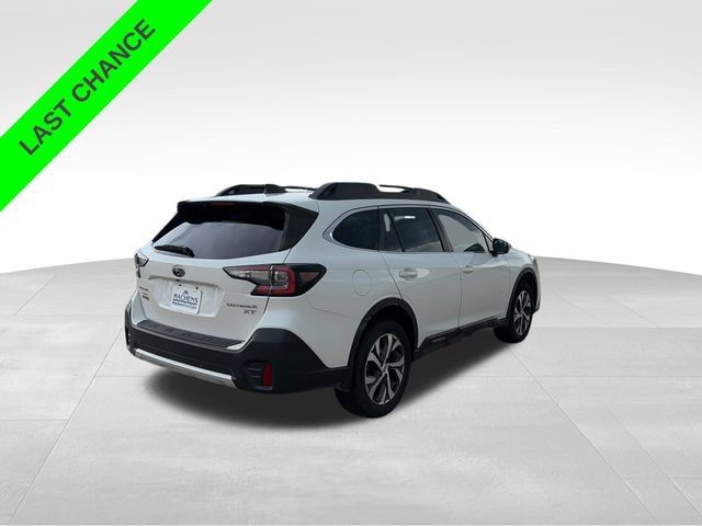 Used 2022 Subaru Outback Limited XT AWD/4WD image 5