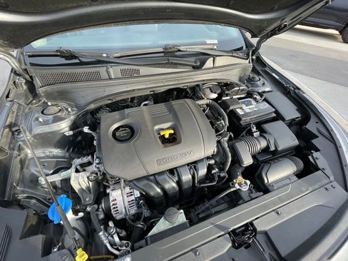 Certified 2023 Kia Forte LXS image 30