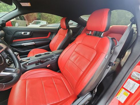 Used 2019 Ford Mustang Premium w/ Equipment Group 201A RWD image 18