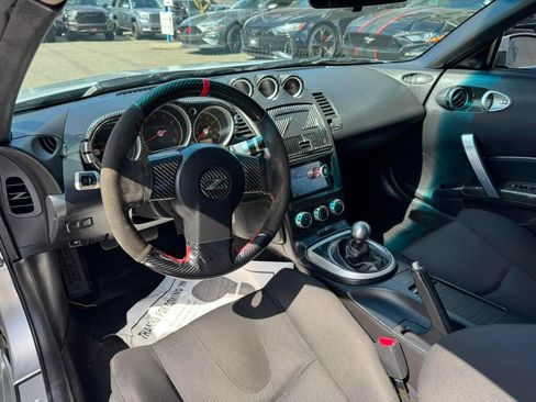 Used 2006 Nissan 350Z Coupe w/ (N93) Cargo Convenience Pkg RWD image 15