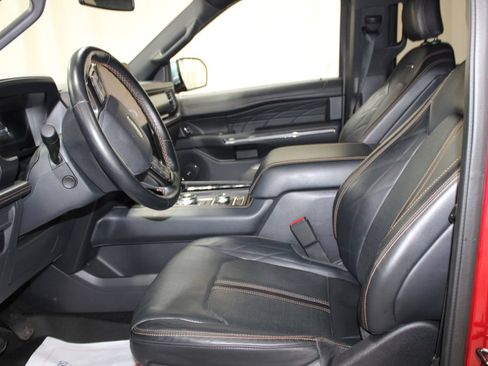 Used 2022 Ford Expedition Platinum AWD/4WD image 14
