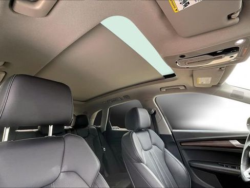 Used 2023 Audi Q5 2.0T Premium Plus w/ Premium Plus Package image 17