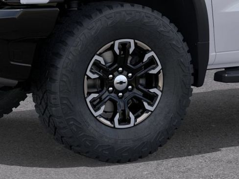 New 2026 Chevrolet Silverado 1500 ZR2 AWD/4WD image 9