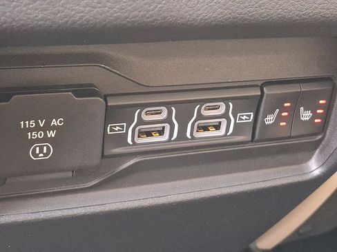 New 2025 Jeep Grand Cherokee Limited w/ Luxury Tech Group II image 7