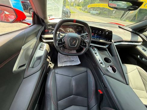 Used 2026 Chevrolet Corvette Stingray Preferred Cpe w/ Battery Protection Package RWD image 12