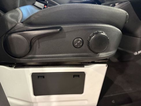 Used 2023 Mercedes-Benz Sprinter 1500 image 36