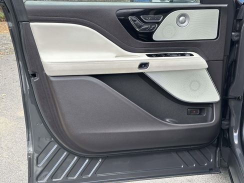 Used 2020 Lincoln Aviator Black Label w/ Dynamic Handling Package image 20