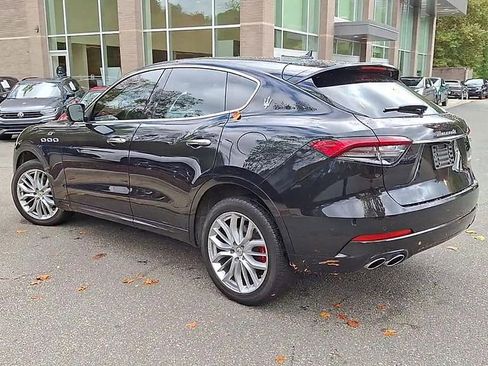 Certified 2022 Maserati Levante GT image 6