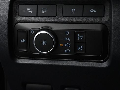 Used 2024 Ford F250 Platinum AWD/4WD image 25