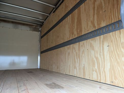 New 2024 Chevrolet Low Cab Forward image 24