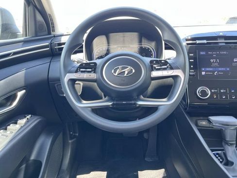Certified 2022 Hyundai Tucson SEL FWD image 13