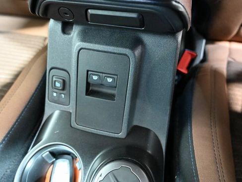 Used 2022 Ford Bronco Outer Banks image 23