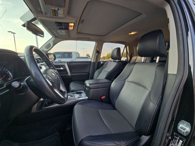 Used 2016 Toyota 4Runner SR5 Premium RWD image 16
