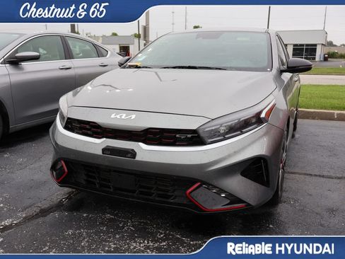 Used 2022 Kia Forte GT w/ GT Technology Package FWD image 9