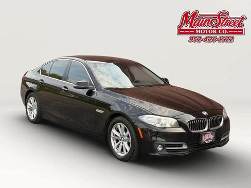 Used 2016 BMW 528i xDrive Sedan AWD/4WD image 1