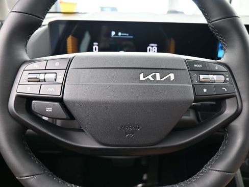 Used 2026 Kia Sportage EX w/ EX Panorama Roof Package FWD image 46