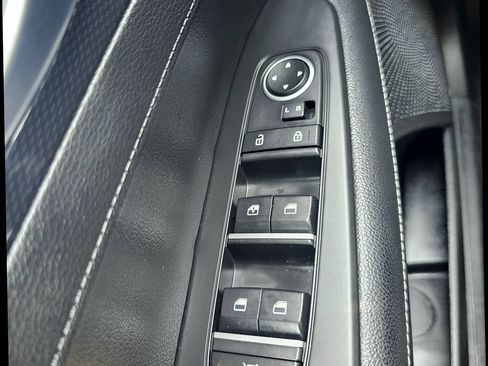 Used 2023 Kia Forte GT-Line w/ GT-Line Technology Package FWD image 18