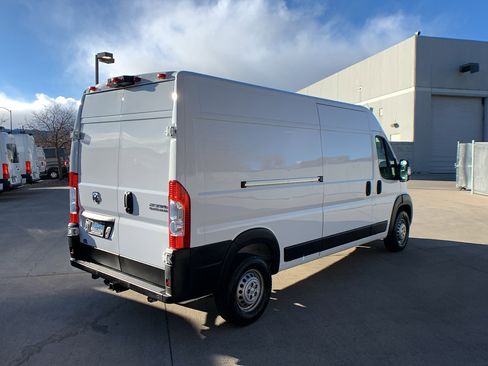 Used 2025 RAM ProMaster 2500 w/ Power Group image 5
