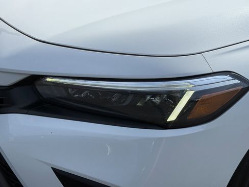 Used 2022 Honda Civic Touring image 5