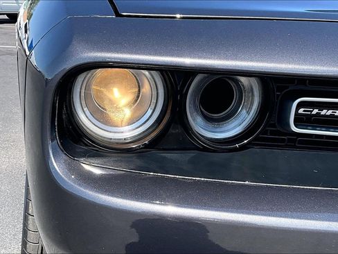 Used 2015 Dodge Challenger R/T Plus RWD image 27