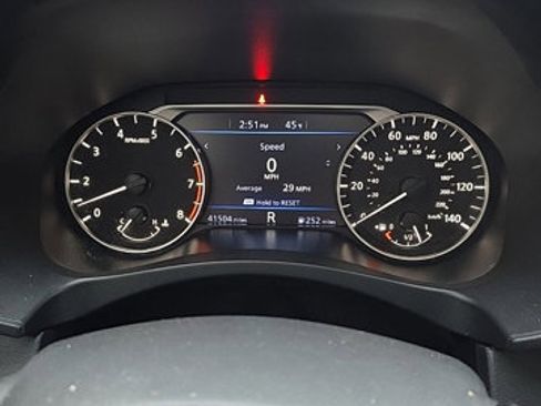 Used 2021 Nissan Altima 2.5 SR w/ SR Premium Package image 19