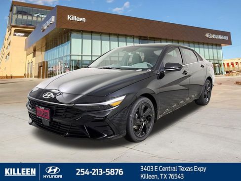 New 2026 Hyundai Elantra SEL Sport Premium FWD image 3