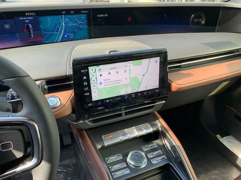 New 2026 Lincoln Nautilus Reserve AWD/4WD image 22