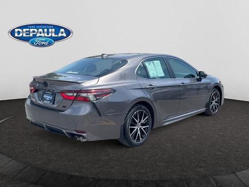 Used 2024 Toyota Camry SE FWD image 7