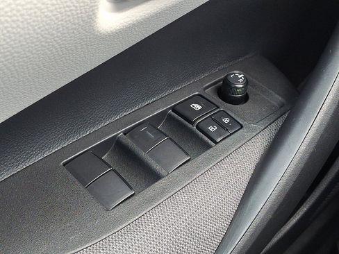 Certified 2025 Toyota Corolla LE image 25