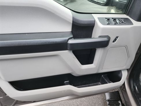 Used 2020 Ford F250 XL w/ STX Appearance Package image 24