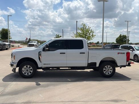 Used 2024 Ford F250 XLT w/ FX4 Off-Road Package image 6