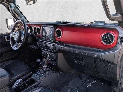 Used 2022 Jeep Wrangler Unlimited Rubicon w/ Steel Bumper Group image 25