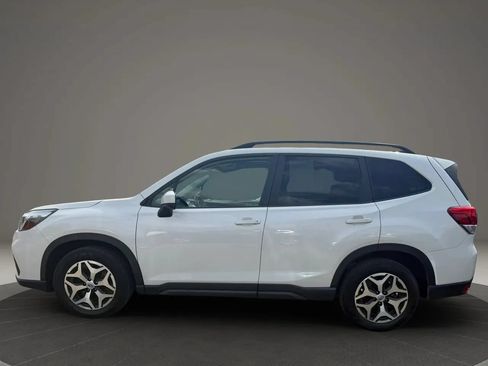 Used 2020 Subaru Forester Premium AWD/4WD image 8